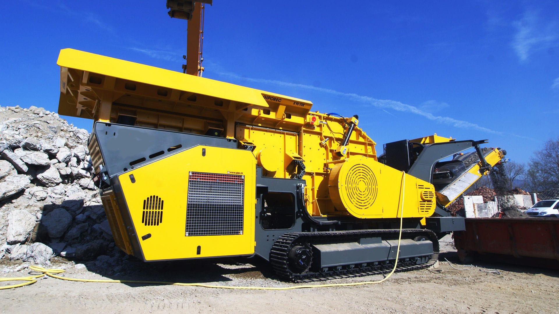 履帶式反擊移動(dòng)破碎站