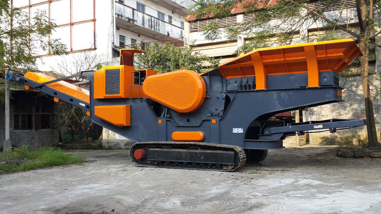 履帶式移動(dòng)破碎站